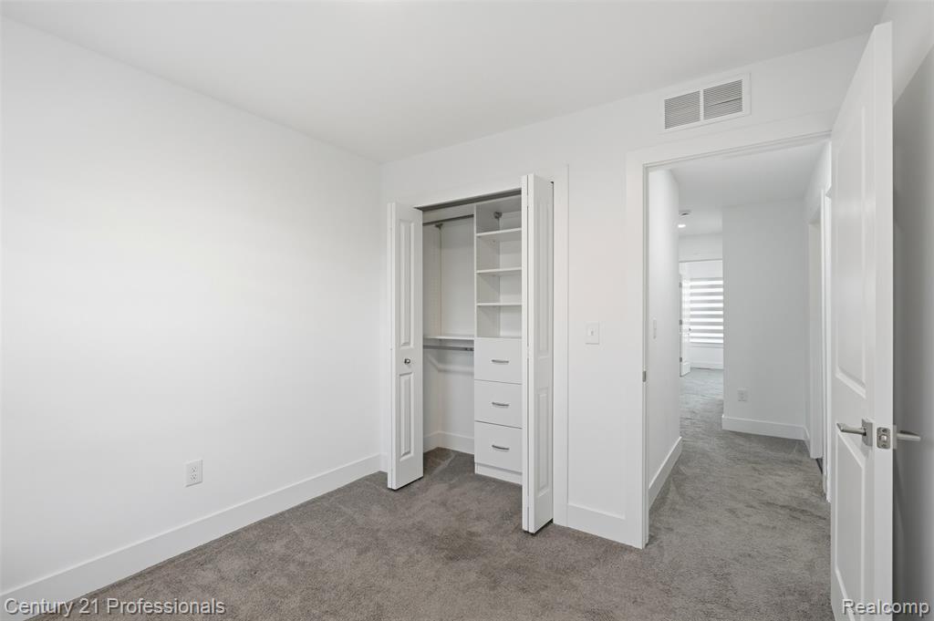 2917 Summers Place, Troy, MI 48084 — Photo 19