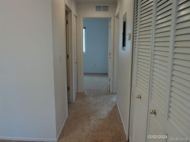 649 LEWA DOWNS Drive, Pontiac, MI 48341 — Photo 7
