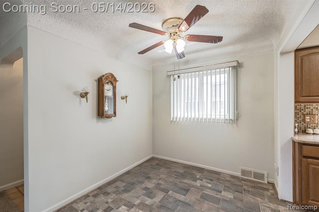 7190 Winona Avenue, Allen Park, MI 48101 — Photo 8