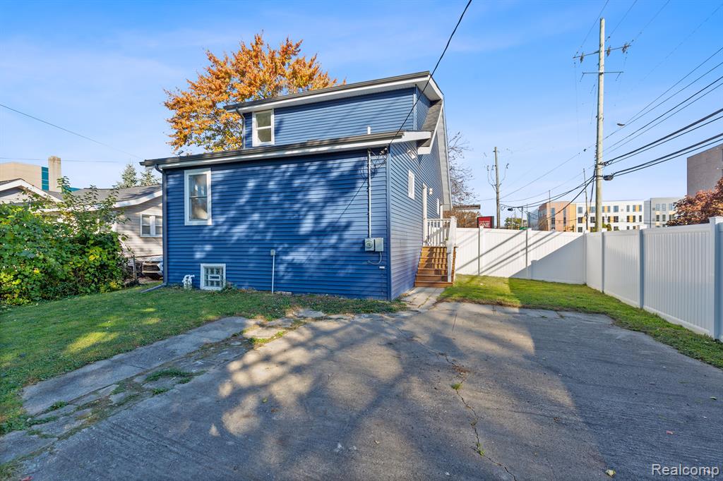 470 E TROY Street, Ferndale, MI 48220 — Photo 23