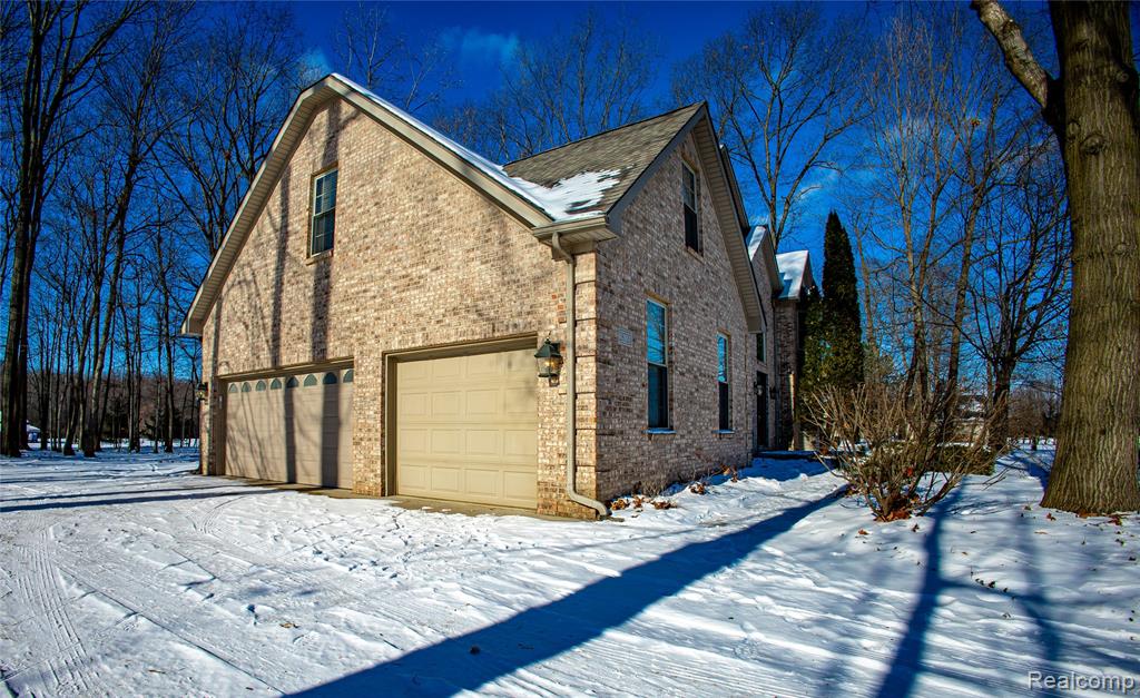 26720 Whispering Willows Drive, New Boston, MI 48164 — Photo 6