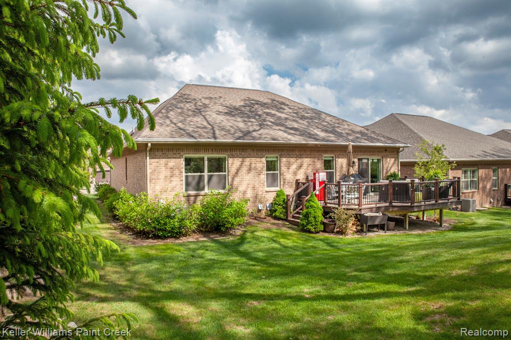 5514 WOODFALL Road, Clarkston, MI 48348 — Photo 46