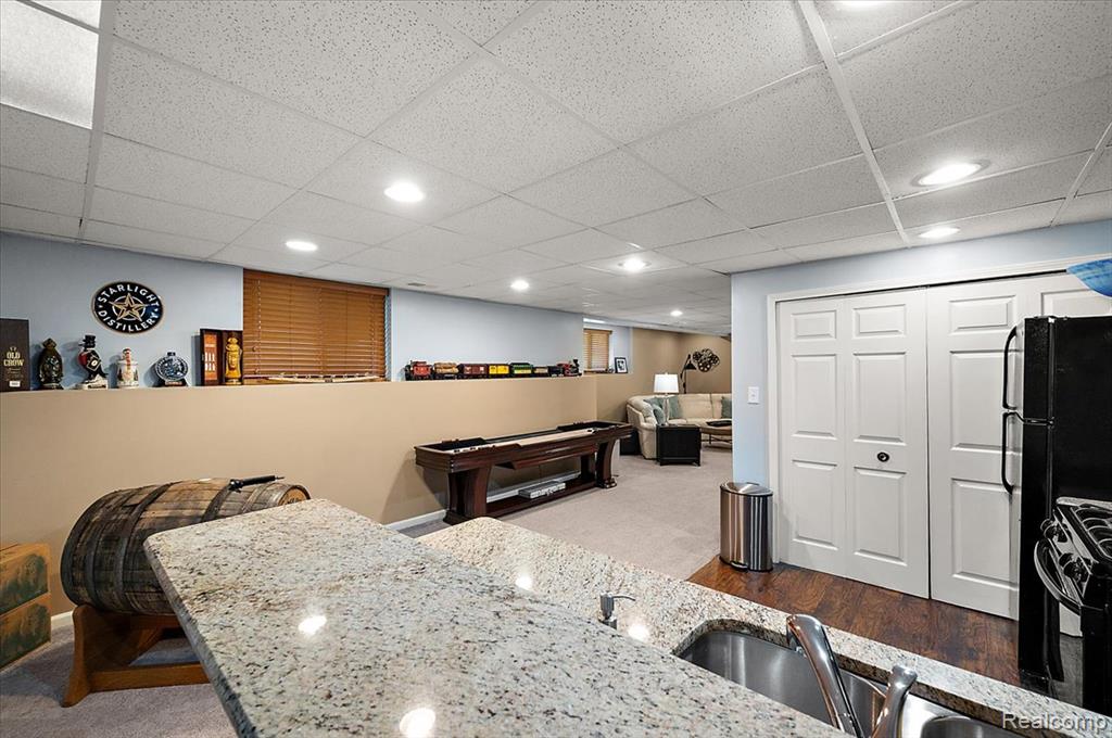 4366 S Lake Lane, Shelby Twp, MI 48316 — Photo 52