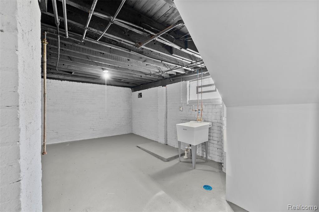3636 Maxwell Street, Detroit, MI 48214 — Photo 30
