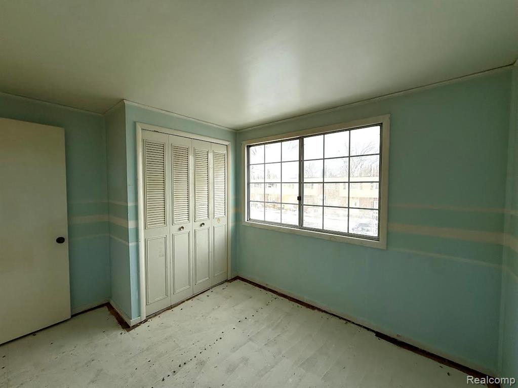 805 Estrada Drive, Belleville, MI 48111 — Photo 24