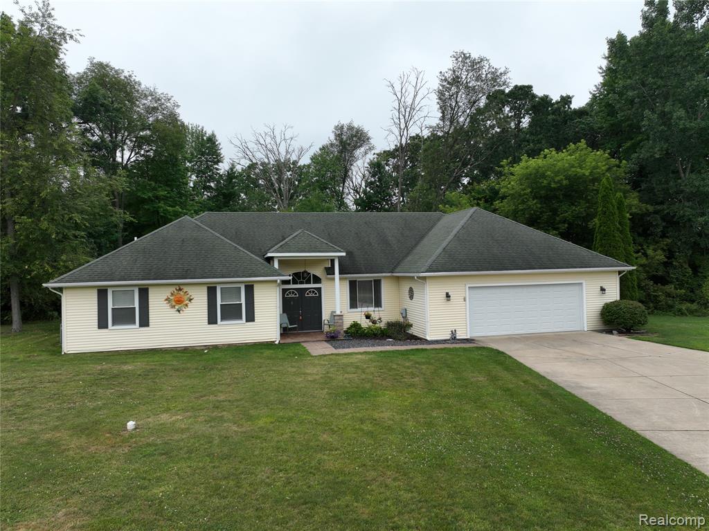 2395 Karen Drive, Howell, MI 48855