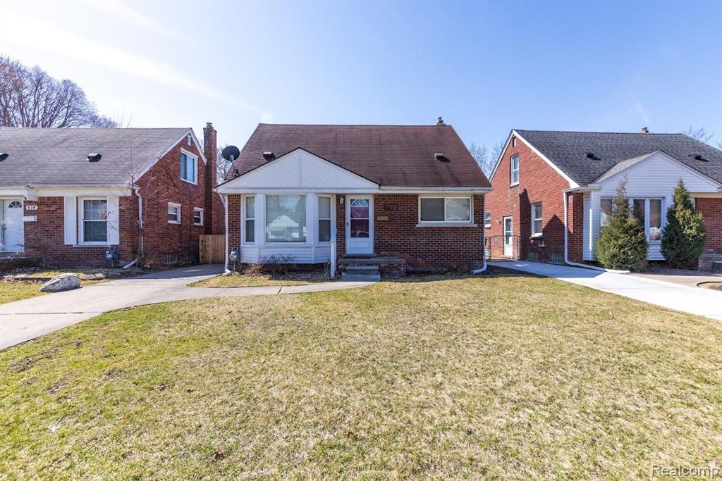 620 ARLINGTON Street, Inkster, MI 48141 — front exterior