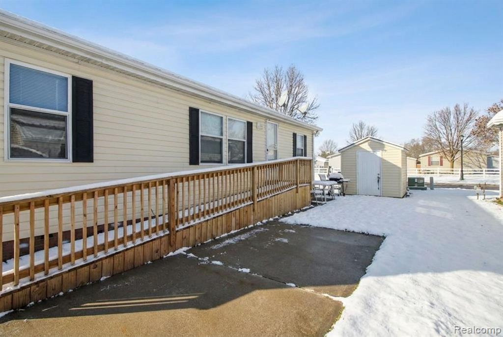 3713 Watermill Lane, Carleton, MI 48117 — Photo 3