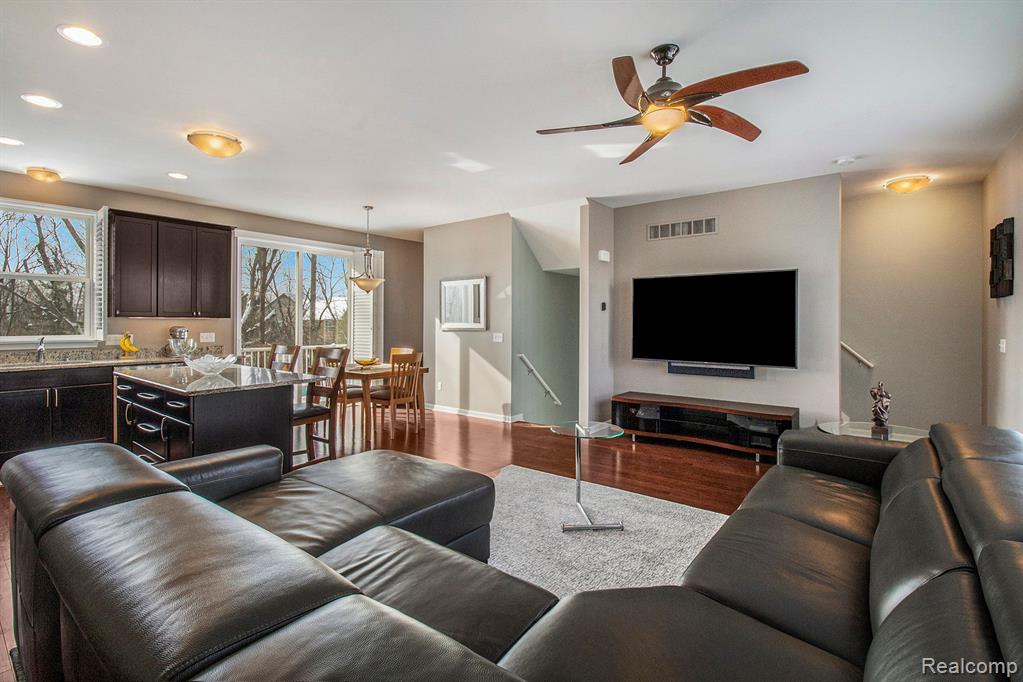 28463 TRACI TRAIL, Novi, MI 48377 — Photo 6