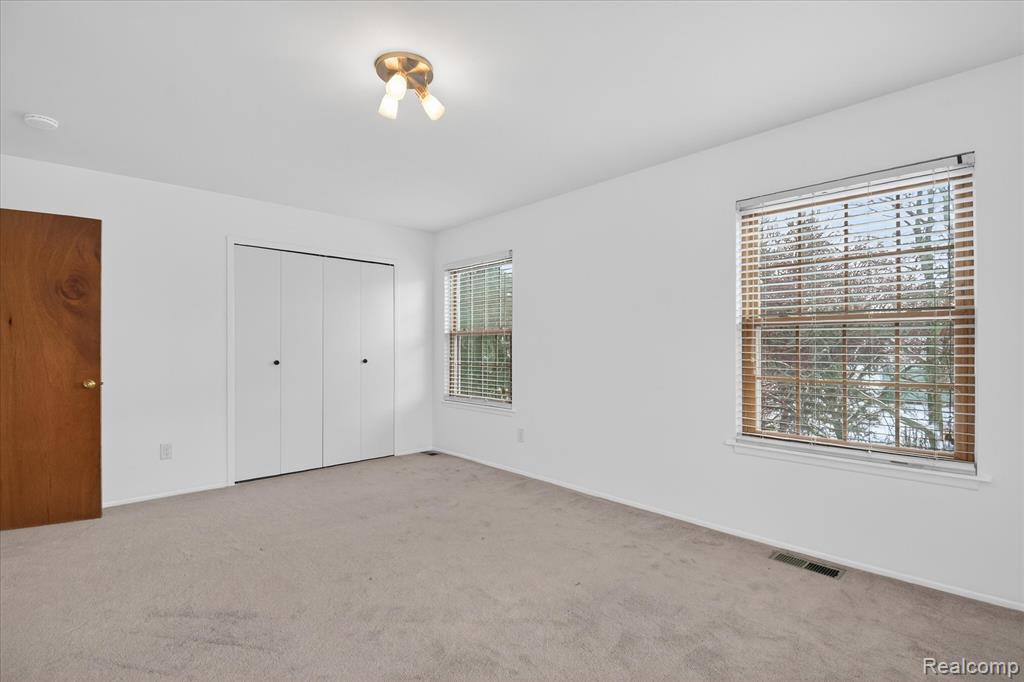 2736 Glenbridge Court, Ann Arbor, MI 48104 — Photo 27