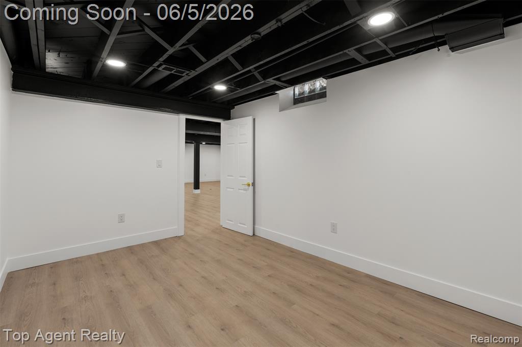 29492 Geraldine Drive, Warren, MI 48093 — Photo 30