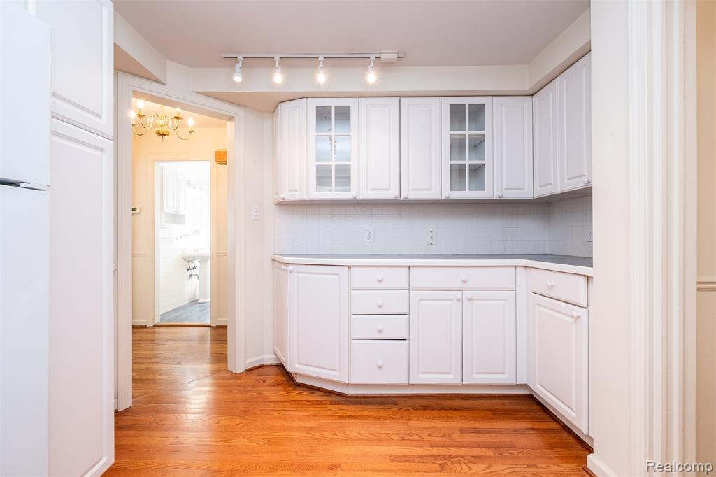32210 Sheridan Drive, Beverly Hills, MI 48025 — Photo 7