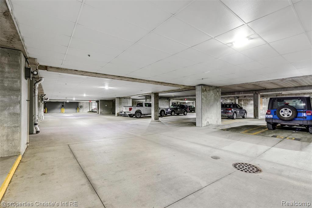 66 WINDER Street, Detroit, MI 48201 — Photo 18
