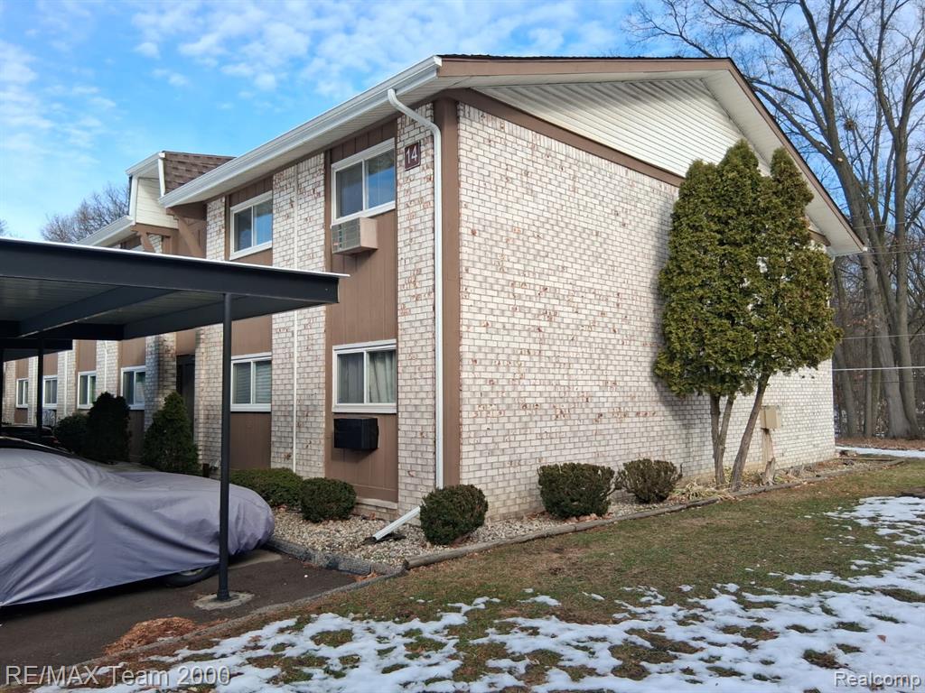 7590 Woodview Drive, 1, Westland, MI — Photo 3