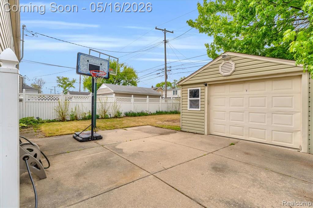 1174 Columbia Road, Berkley, MI 48072 — Photo 28