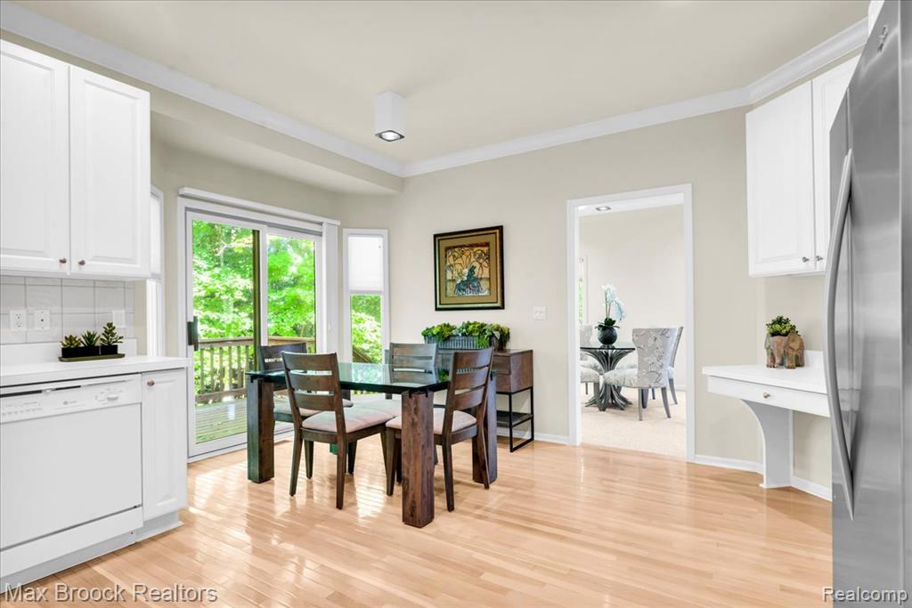 7330 Crackling Creek Circle, 4, West Bloomfield, MI — Photo 17