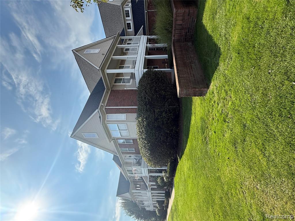 3962 Cherry Creek Lane, 11, Sterling Heights, MI 48314 — Photo 28