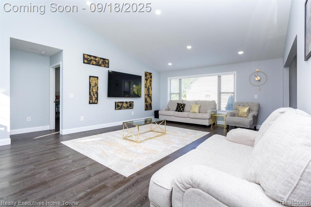 42294 Sable Boulevard, Sterling Heights, MI 48314 — Photo 15