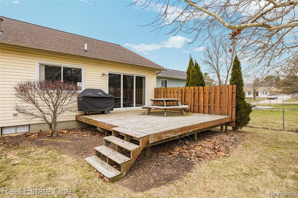 6335 Stonehearth Pass, Grand Blanc, MI 48439 — Photo 50