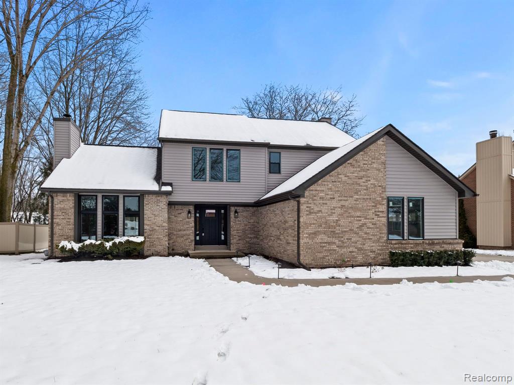 6866 SERENITY Drive, Troy, MI 48098 — Photo 36