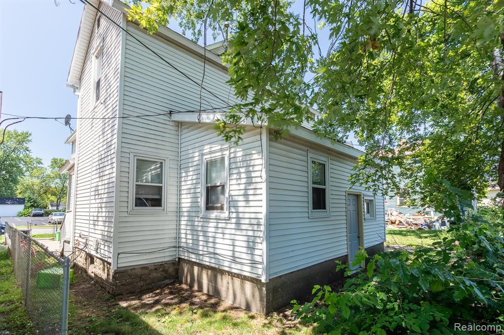 1012 8th Street, Port Huron, MI 48060 — Photo 28
