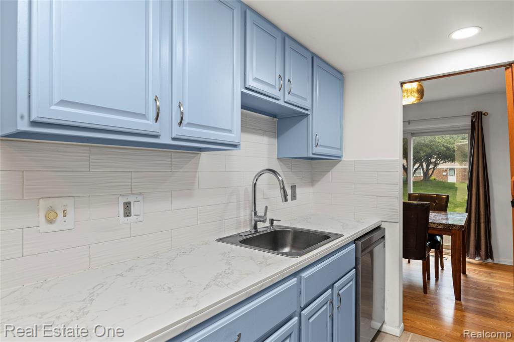 959 Kirts Boulevard, Troy, MI 48084 — Photo 25
