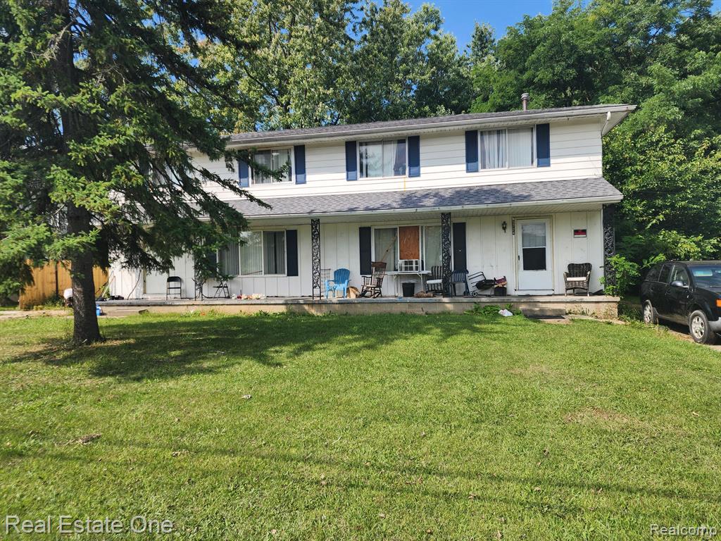 5724/5726 ORCHARD Court, Lansing, MI 48911 — Photo 2