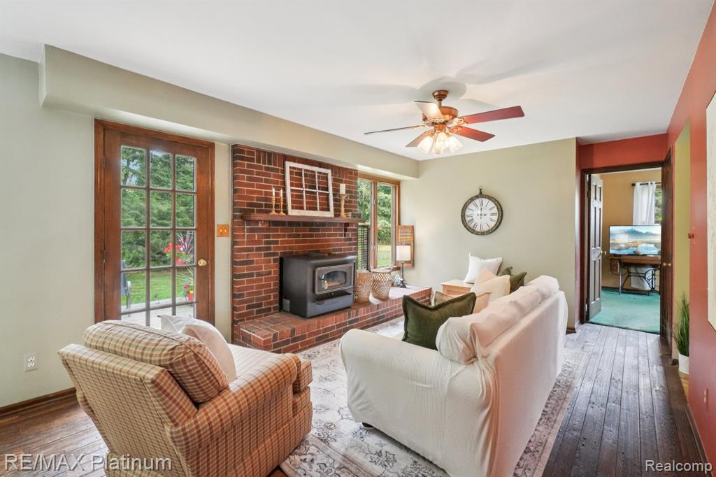2581 Pepper Court, Hartland, MI 48353 — Photo 4