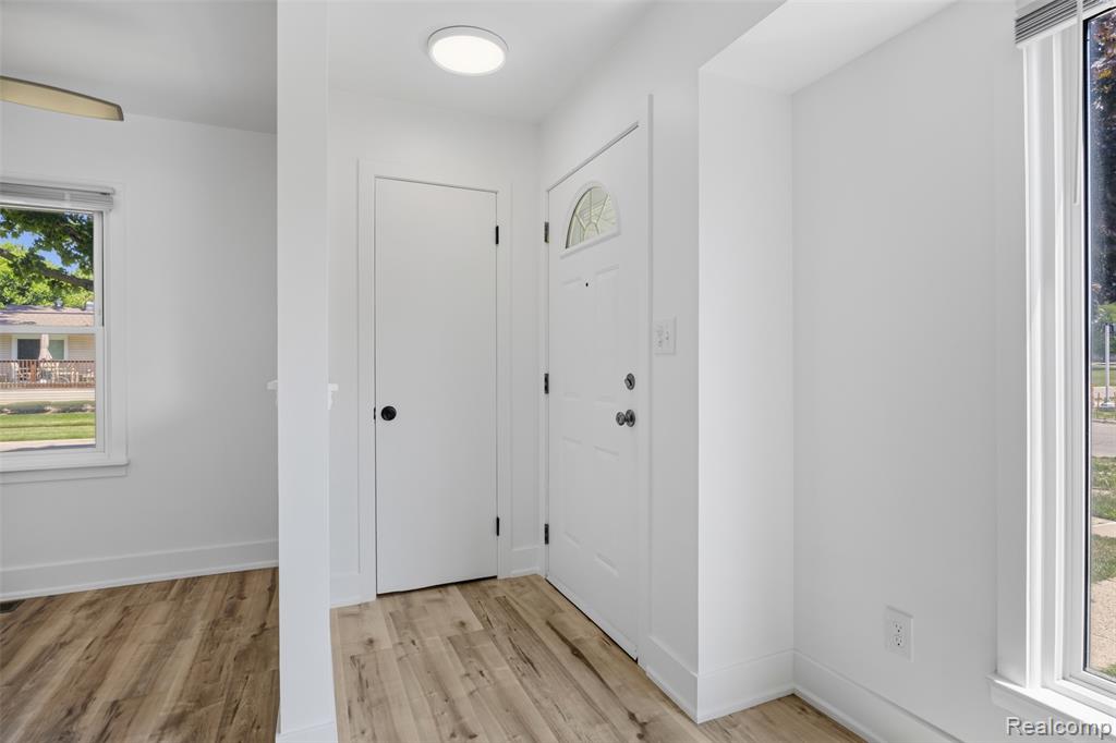 972 Arlene Avenue, Pontiac, MI 48340 — Photo 19