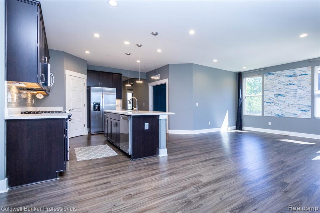 50047 Norfolk Court, Canton, MI 48188 — Photo 7