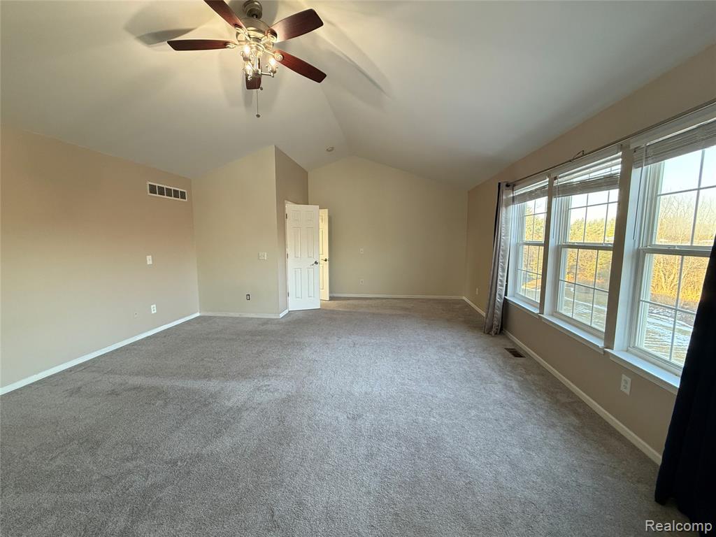 4377 Brighton Drive, Grand Blanc, MI 48439 — Photo 16