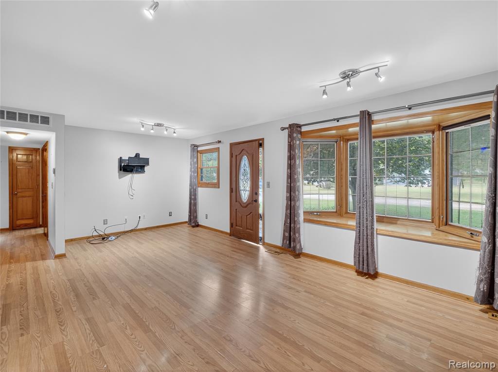 43801 Burtrig Road, Van Buren, MI 48111 — Photo 8