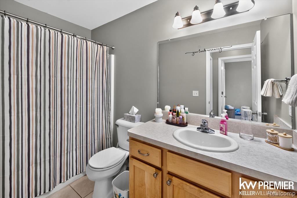 551 Indian Oaks Drive, Howell, MI 48843 — Photo 11