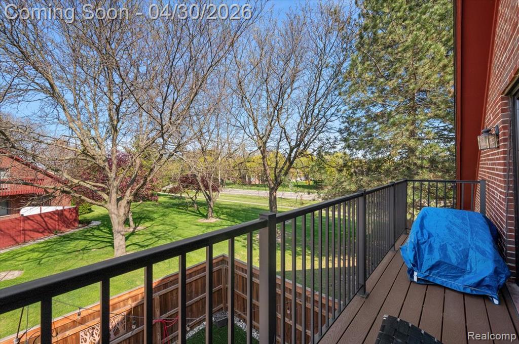 42228 Lochmoor Street, Clinton Twp, MI 48038 — Photo 34