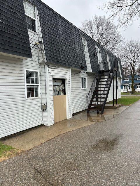80 Myron Street, Ortonville, MI 48462 — Photo 9