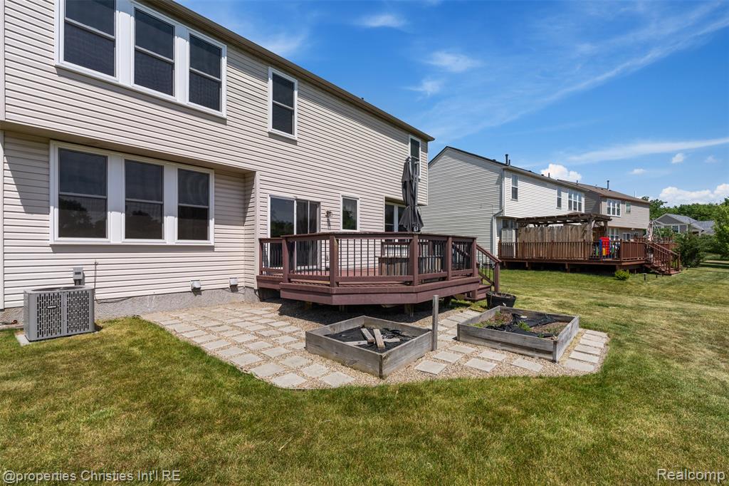 9670 Wexford Drive, Ypsilanti, MI 48198 — Photo 57