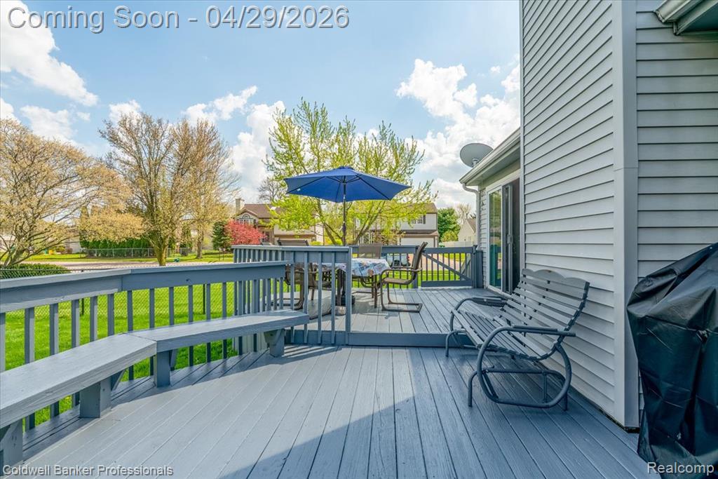 7203 Indian Wells Drive, Ypsilanti, MI 48197 — Photo 32
