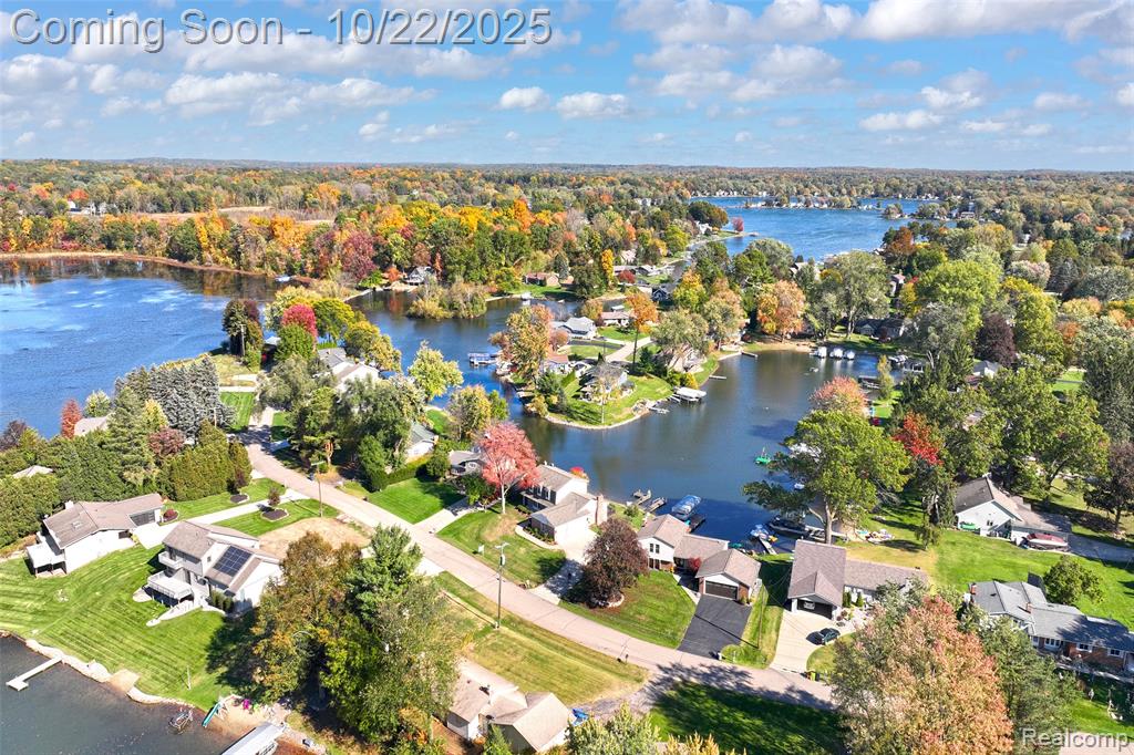3996 Araby Court, Highland, MI 48356 — Photo 28