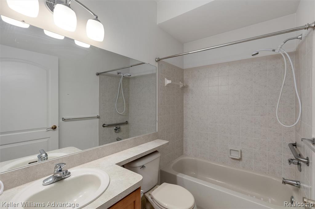 50003 Samuel Court, Shelby Twp, MI 48317 — Photo 25