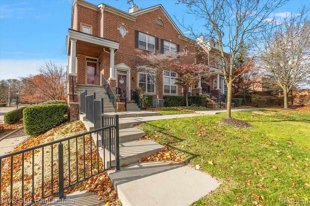 16924 Farmington Road, 93, Livonia, MI 48154 — Photo 4