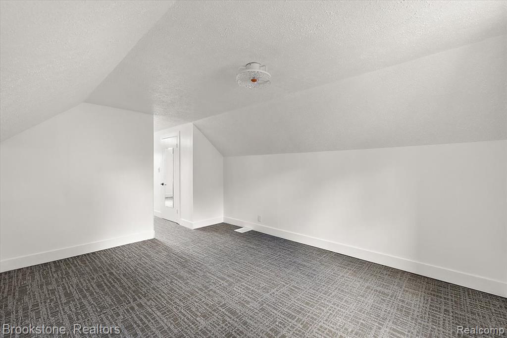 11770 Riverdale, Redford, MI 48239 — Photo 20