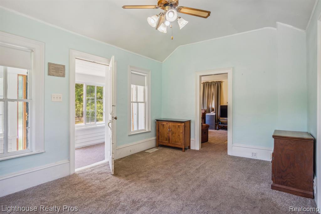 67640 W 8 MILE Road, South Lyon, MI 48178 — Photo 9