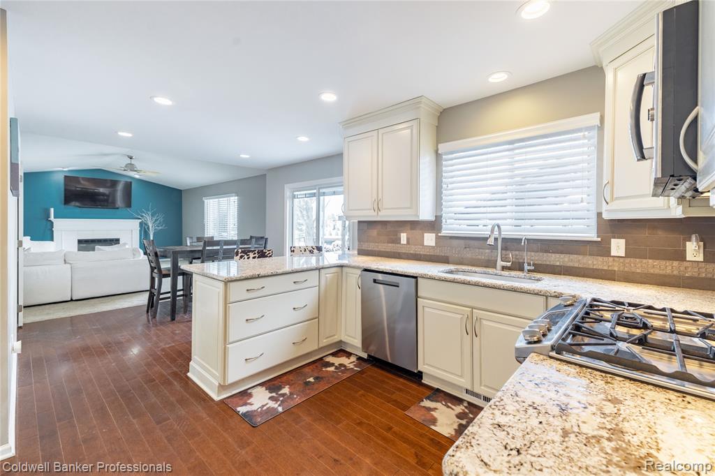 60628 S Lyon Trail, South Lyon, MI 48178 — Photo 16