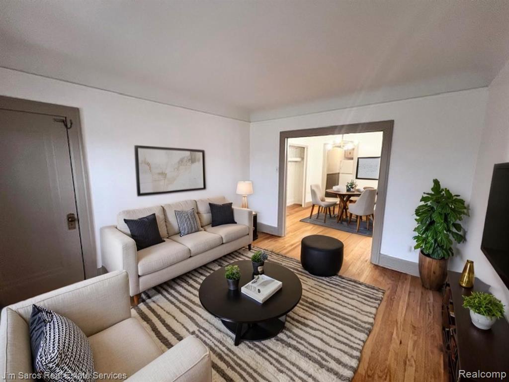 825 Beaconsfield 2N Avenue, Grosse Pointe Park, MI 48230 — Photo 2