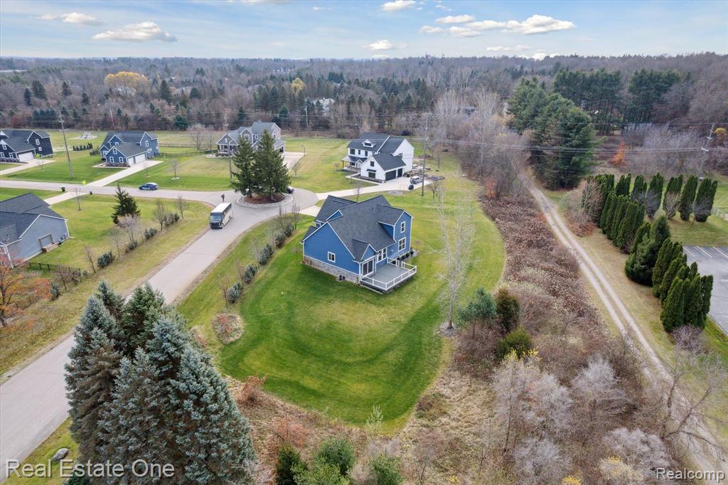 603 BRAXWOOD Place, Milford, MI 48381 — Photo 60