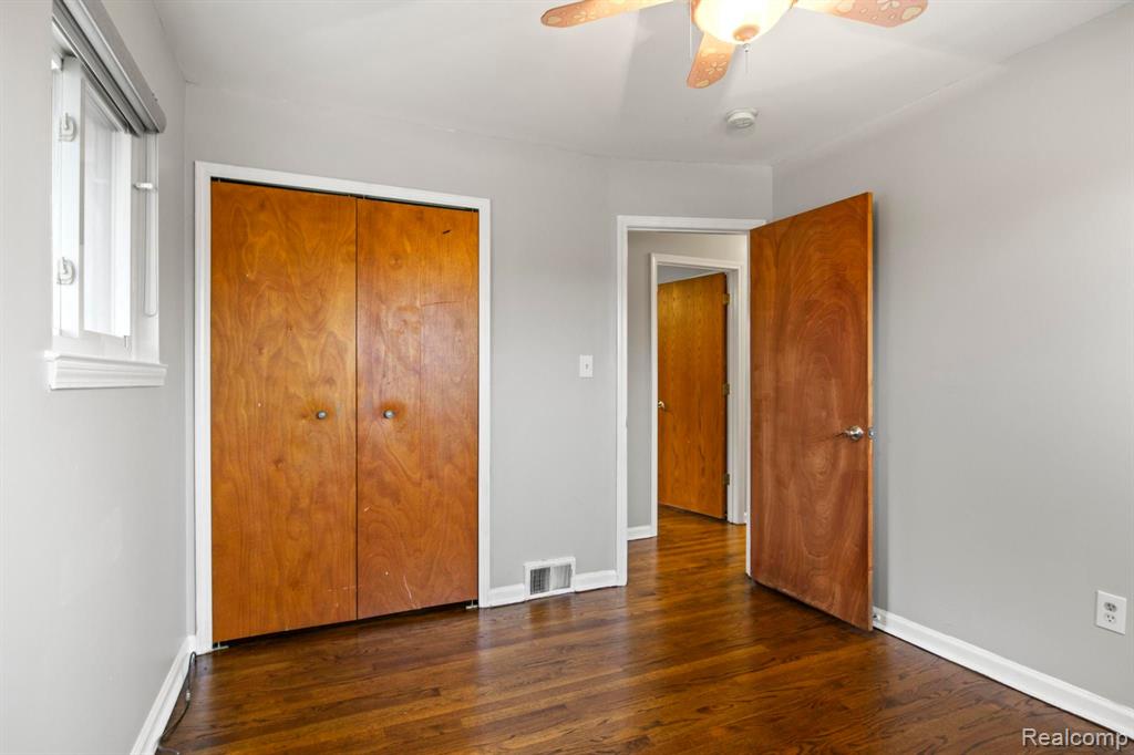 6109 KINLOCH Street, Dearborn Heights, MI 48127 — Photo 25