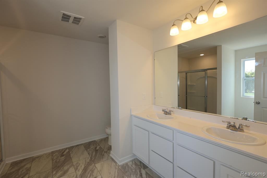 54790 Heron Circle, Chesterfield, MI 48047 — Photo 10