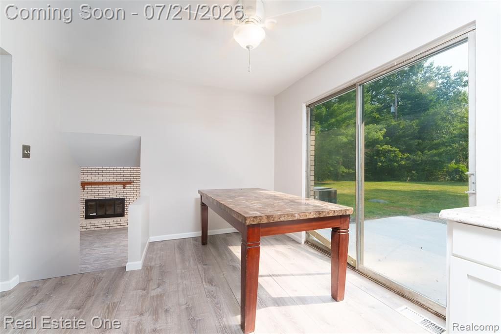 4069 Village Square, Brighton, MI 48114 — Photo 11