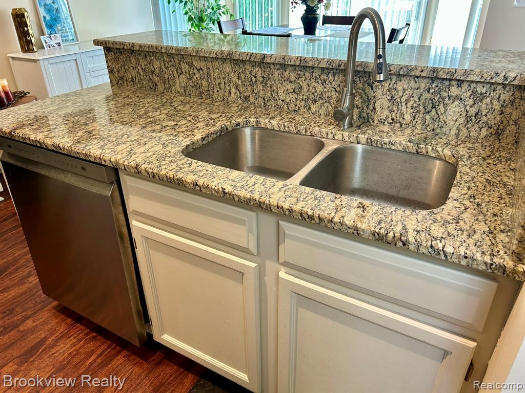 41537 Greenspire Drive, Clinton Twp, MI 48038 — Photo 6