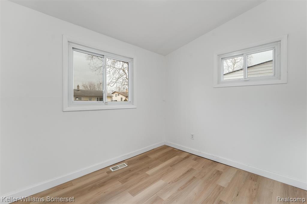 29015 York Street, Inkster, MI 48141 — Photo 18